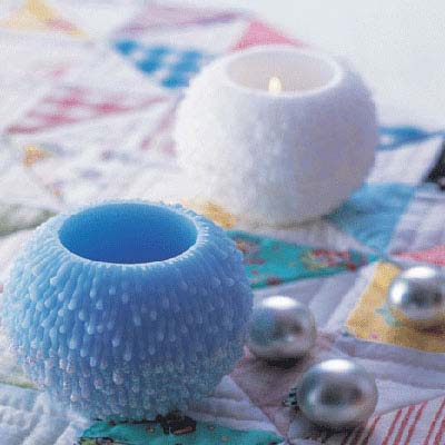 ����������H������T