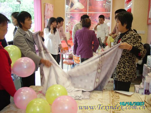 ��(m��ng)���ݳ��݌��u��ʢ���_�I(y��)