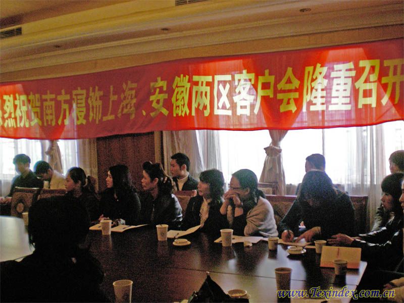 �Ϸ�����Ϻ����տ͑���������_