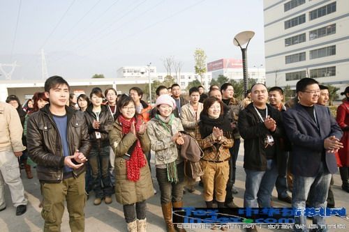 獻禮十年生日艾萊依集團正式成立