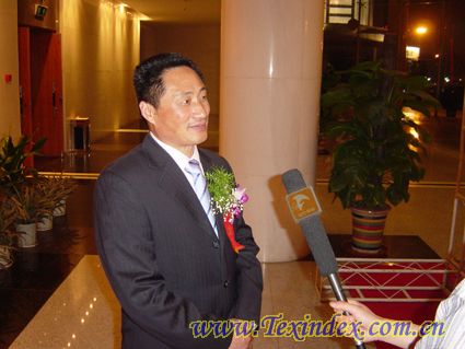 “鴻潤(rùn)”榮獲06年安徽十大自主品牌