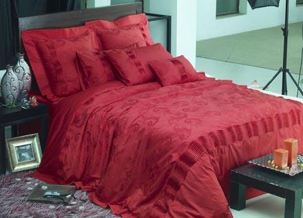 新婚旺季南方寢飾婚慶床品應(yīng)勢(shì)而生