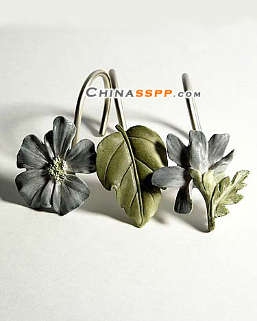 �ͽ��������ϵĕr�У�����