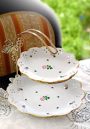 細(xì)瓷餐具:新年餐桌上尤物