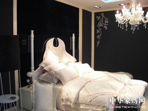 時尚·舒適·溫馨:藍鴿家紡展示中心