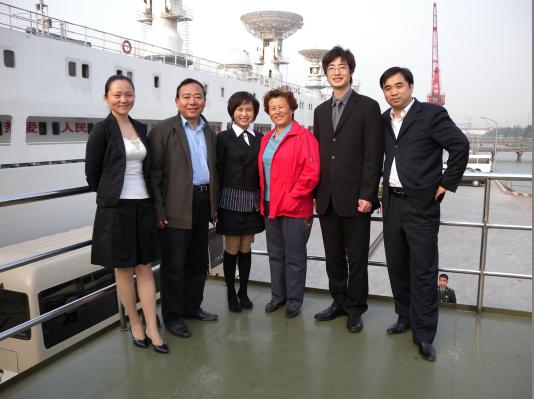 “諾伊曼”登上“遠(yuǎn)望號”