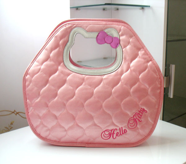 �r(sh��)�г��ɐ�HELLOKITYY�Ҿ�