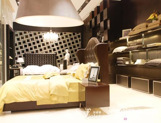 紫羅蘭家紡豪華水上展廳盛裝登場