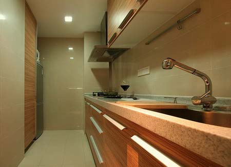 �W�Ѵ��6w�b�ĺ��s���ƿ��ȼ�