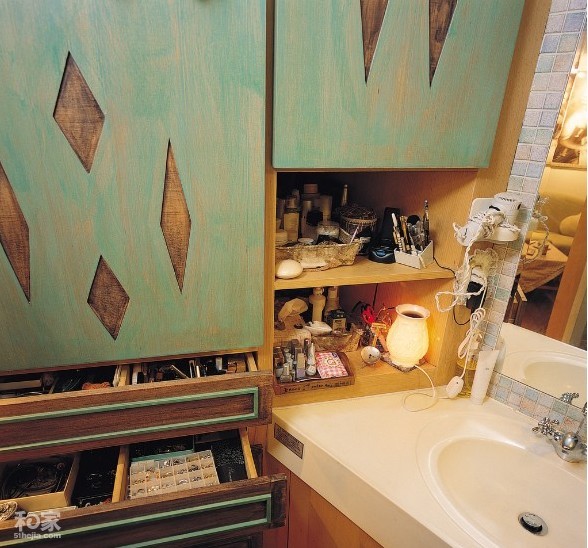 �ռ{�_�˽���33ƽ�b��һ����