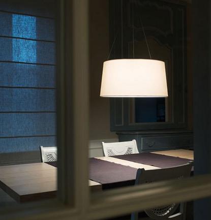 奢侈華麗Armani Casa的家具 現(xiàn)代風格臺燈引領2010年潮流