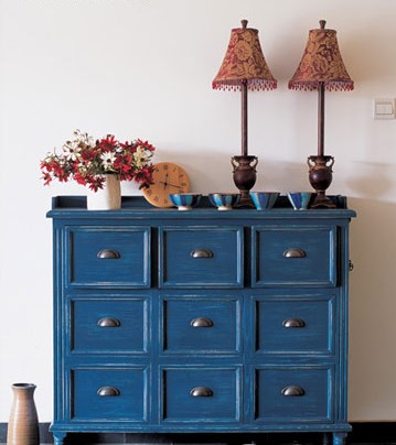 �S�{(l��n)ɫ�{(di��o)�ĺ�(ji��n)�s�l(xi��ng)���L(f��ng)��