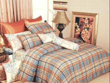 ����ɫ�ʴ��ϵ��{ɫ��