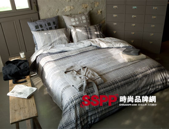 Essix�Ҽ���Ʒ������Ȼ�Č�?k��)o��һ��