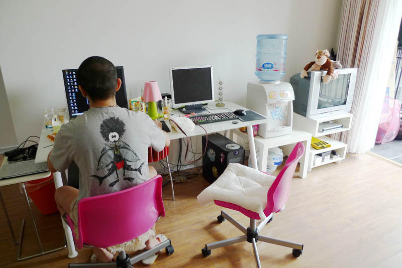 ��SHOW���҂�80��С�ɿڵ��¼�