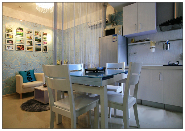 ���ַ����쵭���{ɫ�ĕ�����