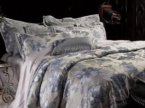 ɯ���Ҽ���Ʒ��Ʒ���A��đ��ɫ