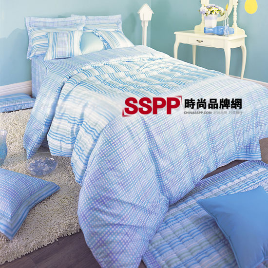 ���մ�Ʒ�Q�b���ɫ���ψ�