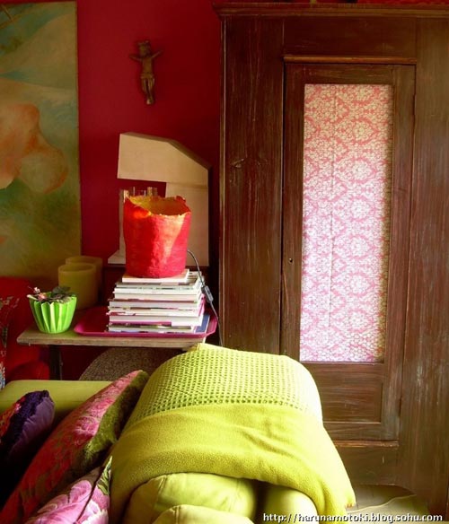 �r�GС�Ҍ�ɫ��䁝M���g