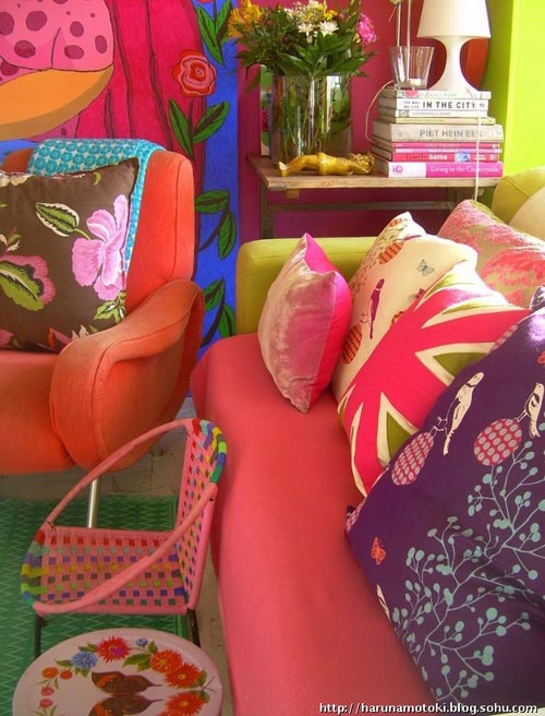 �r�GС�Ҍ�ɫ��䁝M���g