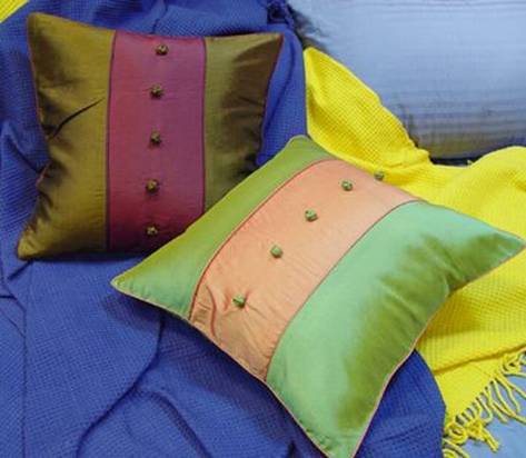 ��ɫ��ˇ�����ܰl(f��)��ļҼ�Ʒ