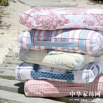 2010���������п��|