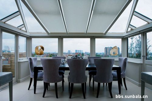 絢麗配色營造時尚動感家