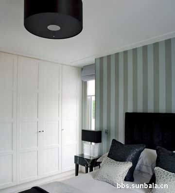 �k����ɫ�I(y��ng)��r(sh��)�Є�(d��ng)�м�