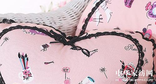 風格各異時尚抱枕溫暖你心