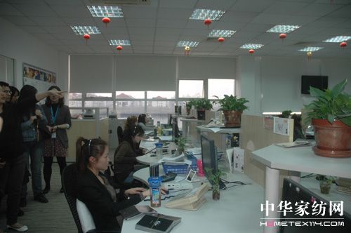 �׌üҼ��W�j�I�N����Ӗ���I