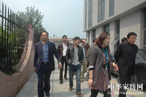 �׌üҼ��W�j�I�N����Ӗ���I