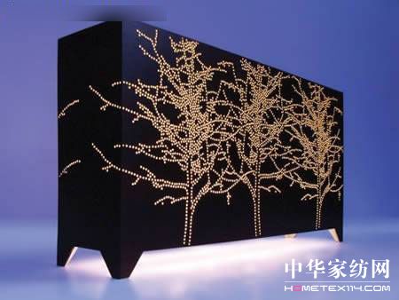 ����F����������L