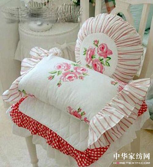 �nʽ��ˇ������Ů�Ҿӱ؂�