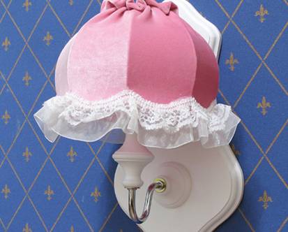 絢麗壁燈點亮溫馨生活