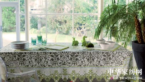 ����������׃�����L��