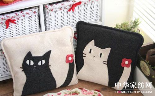 時尚抱枕帶來暖意和溫馨