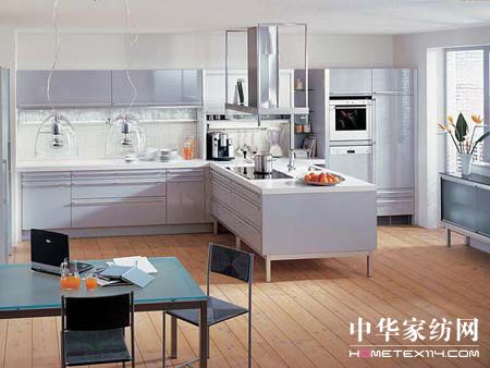 �^���F���L��N���Ӱ��g