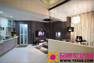 �ڰ�ɫ������{���|�Ҿ�