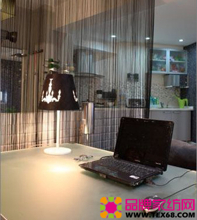 �ڰ�ɫ������{(di��o)���|(zh��)�Ҿ�