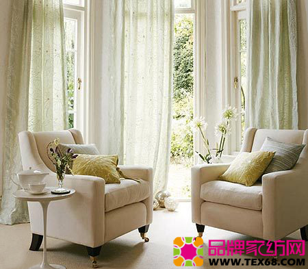 時尚布藝搭配詮釋色彩協調性