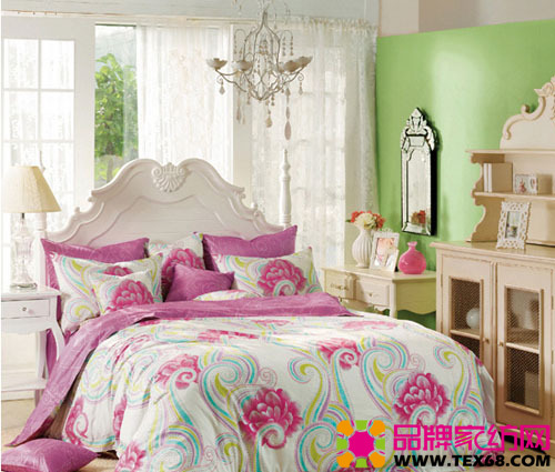 浪漫床品裝扮“激情”臥室