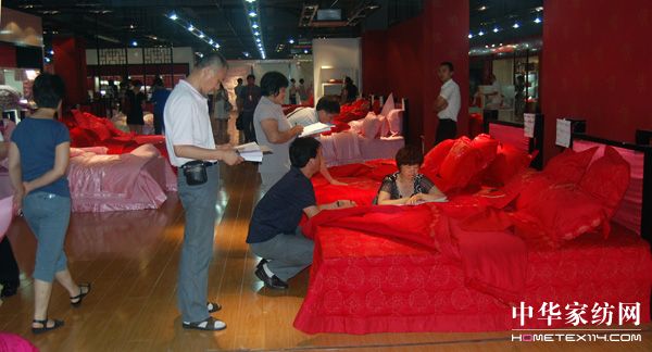 �t�������������