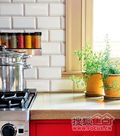 ���{(di��o)��λ�ļtɫ�N��