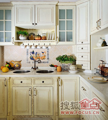 �w���OӋ�e�ж���