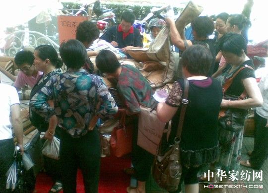 �{�z��������N�����ݱ