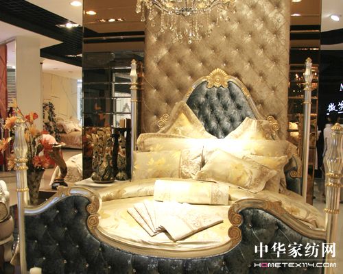 ����ɯ��չ�d����չʾ