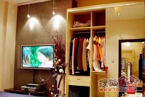 牛人花8萬(wàn)裝修出的另類(lèi)豪宅