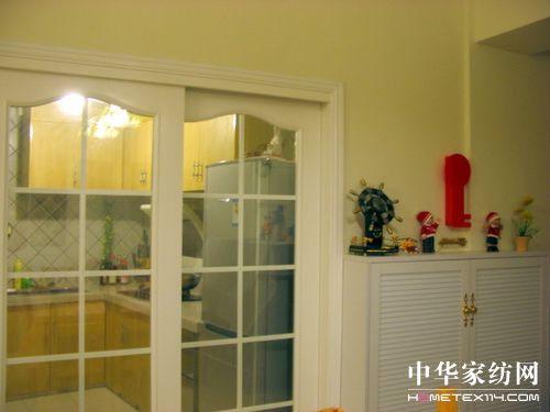 ������Ů��r�����|