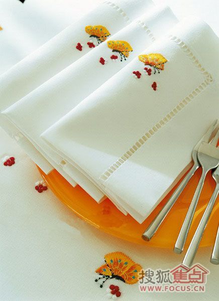 �Sɫ���b������ɫ��ܰ����