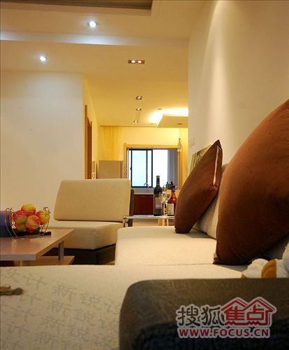 小夫妻七萬裝修米色舒適家